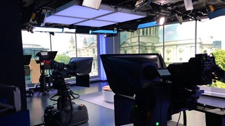 PHOTO 2 - Studio 1 at Fidelity International London, showing dynamic rear screen